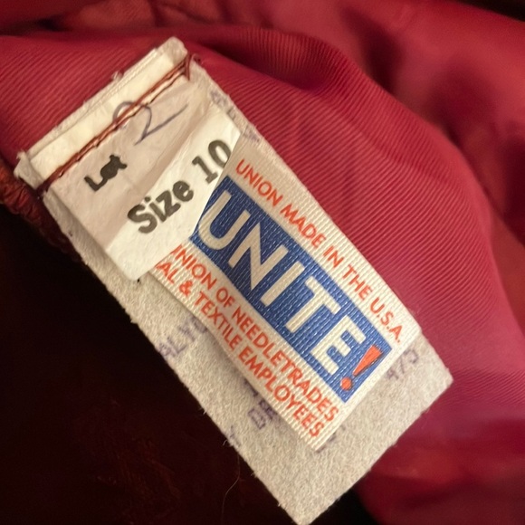 Stunning Vintage 90’s Burgundy Velvet Long Sleeve Mock Neck Gown Gothic Sz Small - Picture 3 of 15